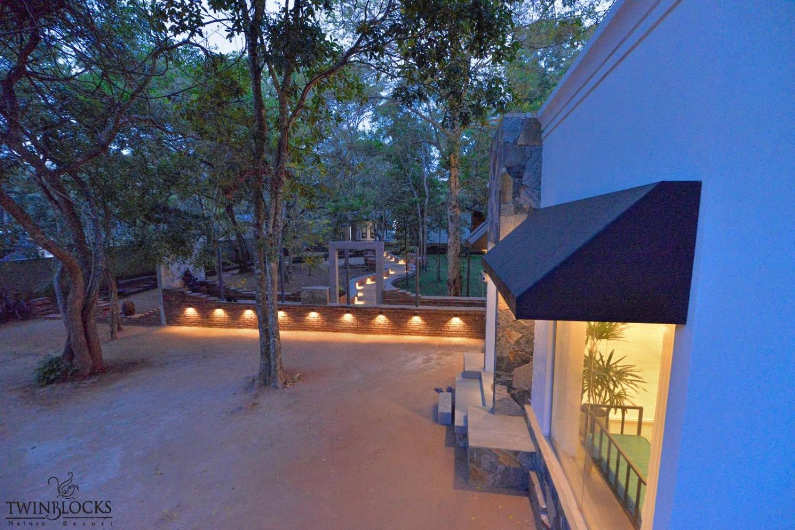 Twin Blocks Nature Resort Anuradhapura Exterior foto